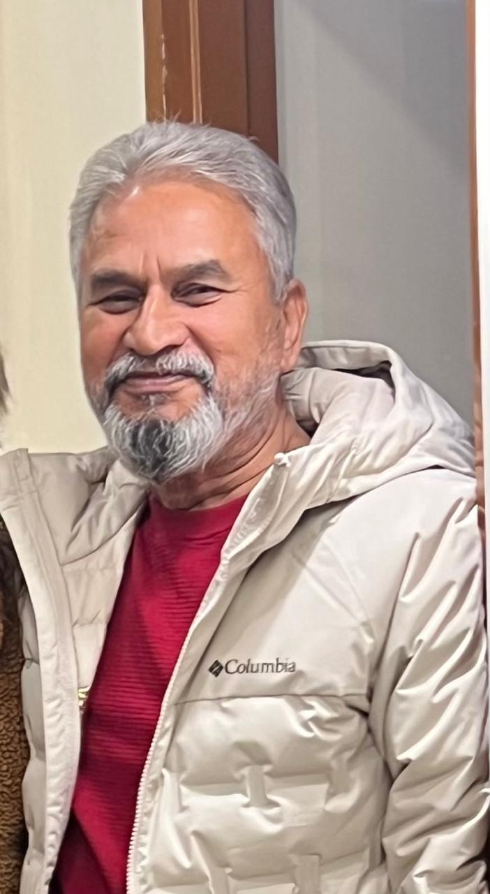 Mr.Adarsh Gautam